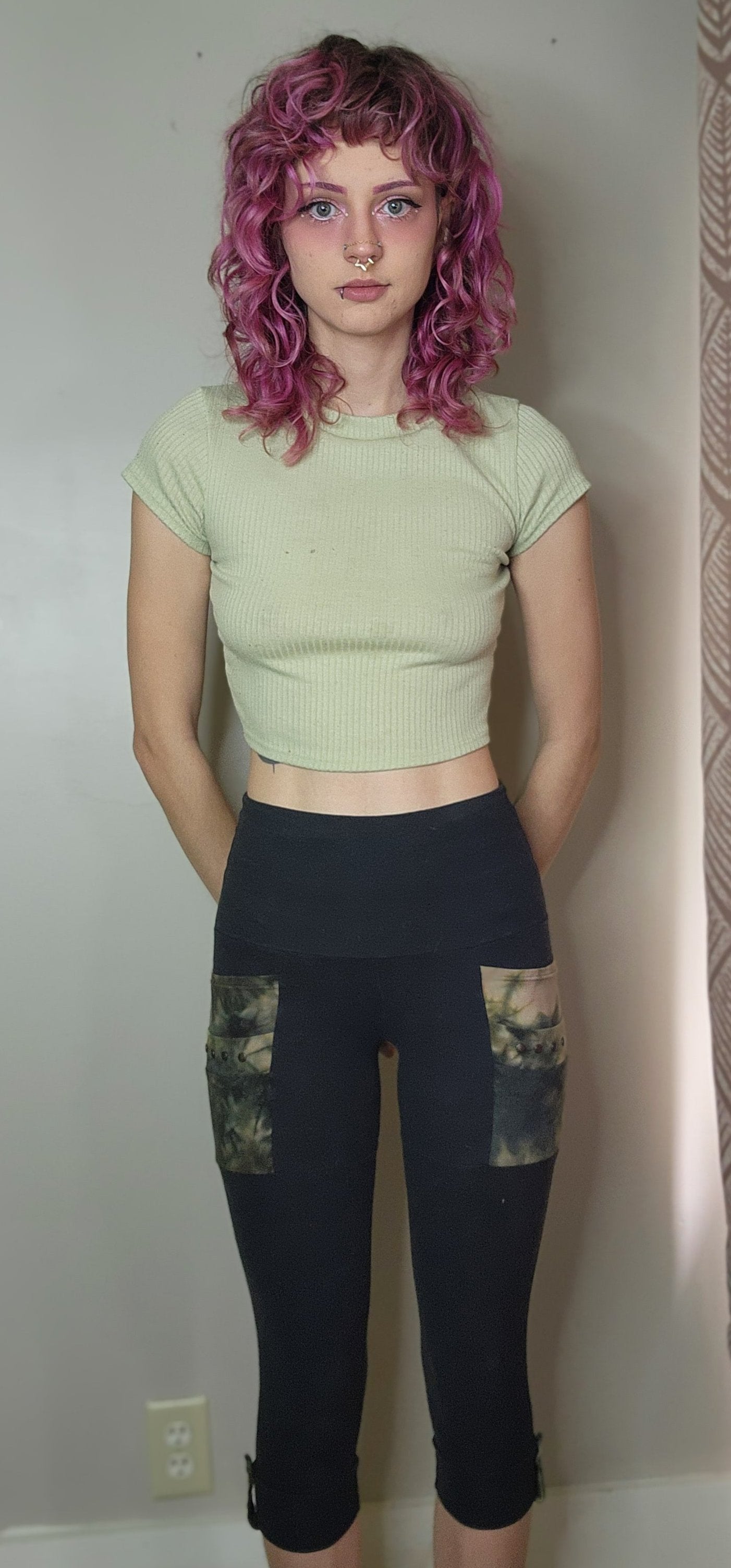 Black Capris - Naides