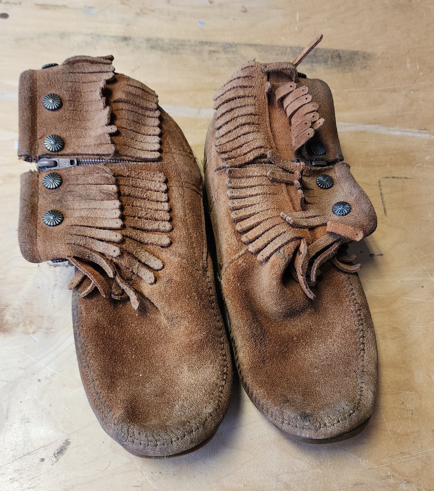 (Preowned) Minnetonka Booties