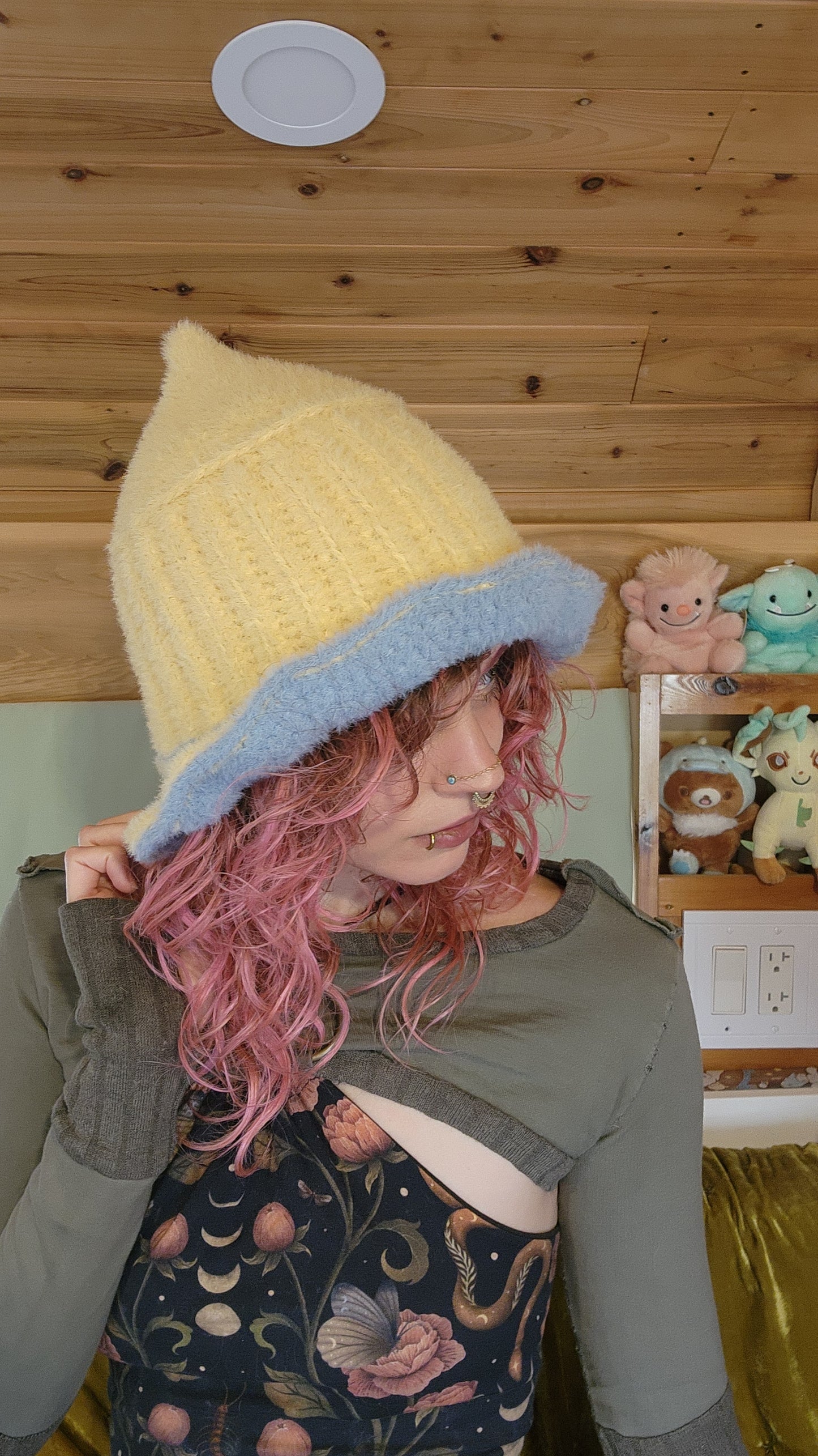 Foxglove Bucket Hat - Fuzzy Blue & Yellow