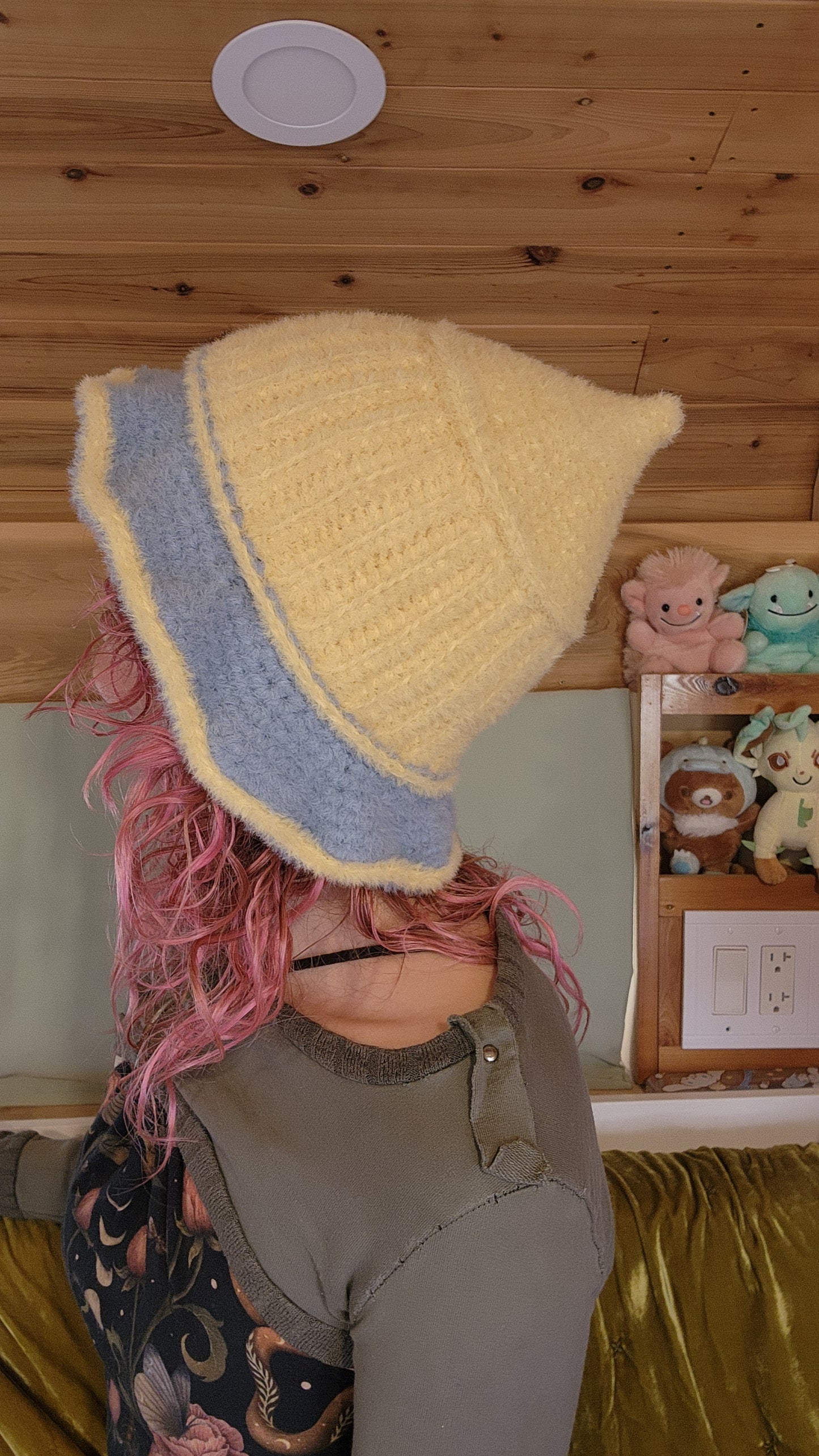 Foxglove Bucket Hat  - Fuzzy Blue & Yellow